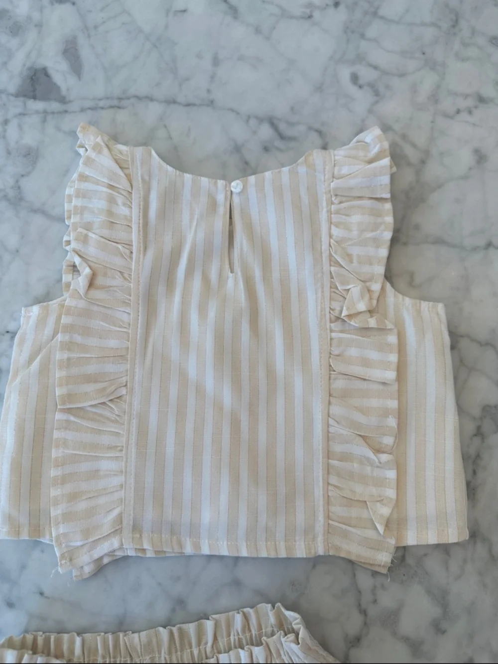 Btween Striped Ruffle Crop Top & Shorts Set - Cream and White 4Y
